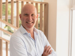 Digitally transforming the enterprise Grant Phillips CEO of e4