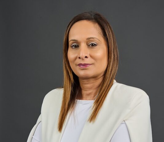 Trust, Verify, Repeat: Why source credibility will define the future of fraud prevention Samenthrie Govender Regional Manager SW360 Gauteng